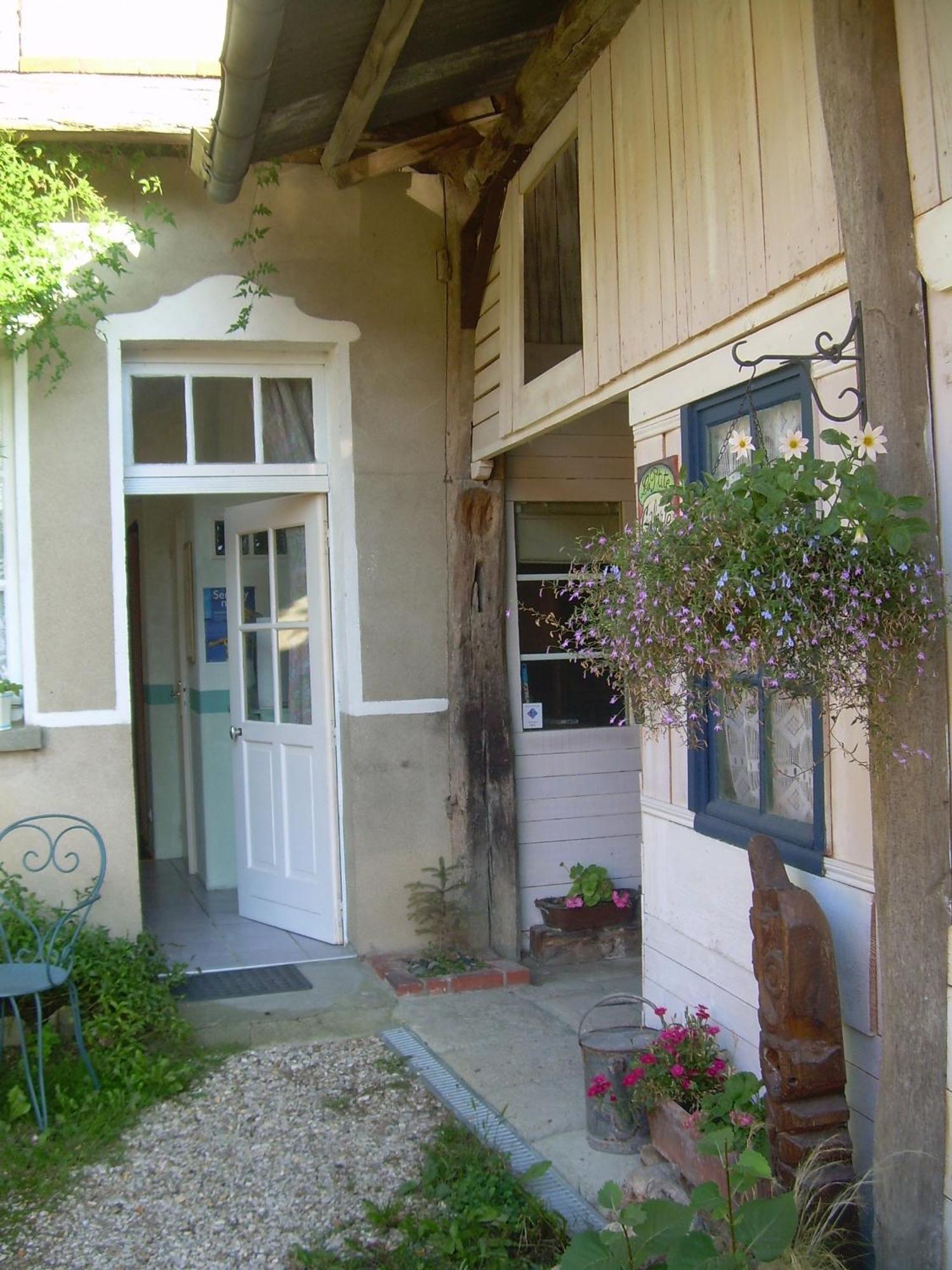 Maillot Ferme De L'Art Rural Et Populaire Bed & Breakfast エクステリア 写真