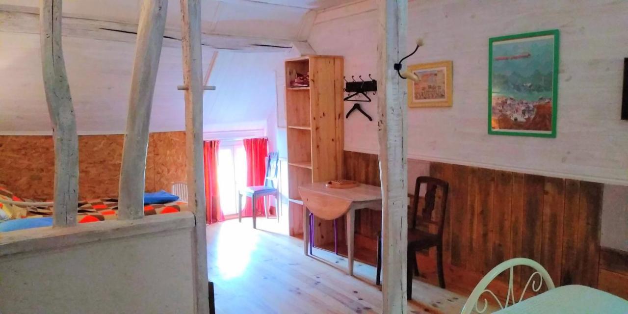 Maillot Ferme De L'Art Rural Et Populaire Bed & Breakfast エクステリア 写真