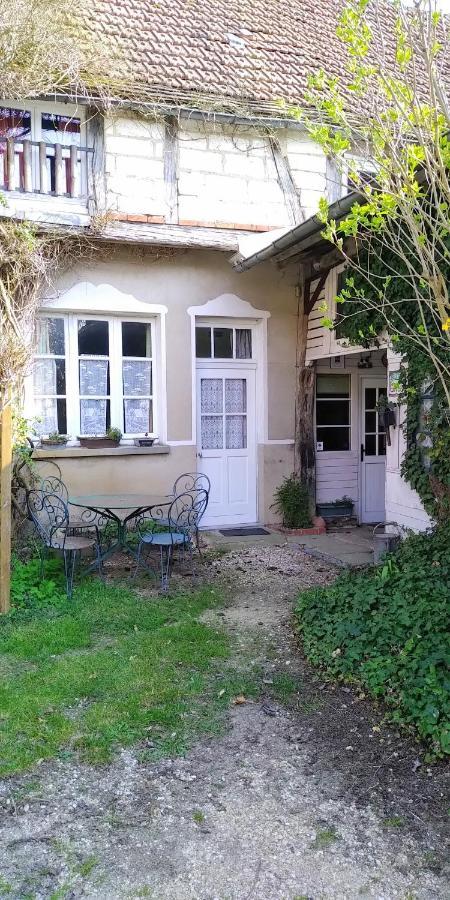 Maillot Ferme De L'Art Rural Et Populaire Bed & Breakfast エクステリア 写真